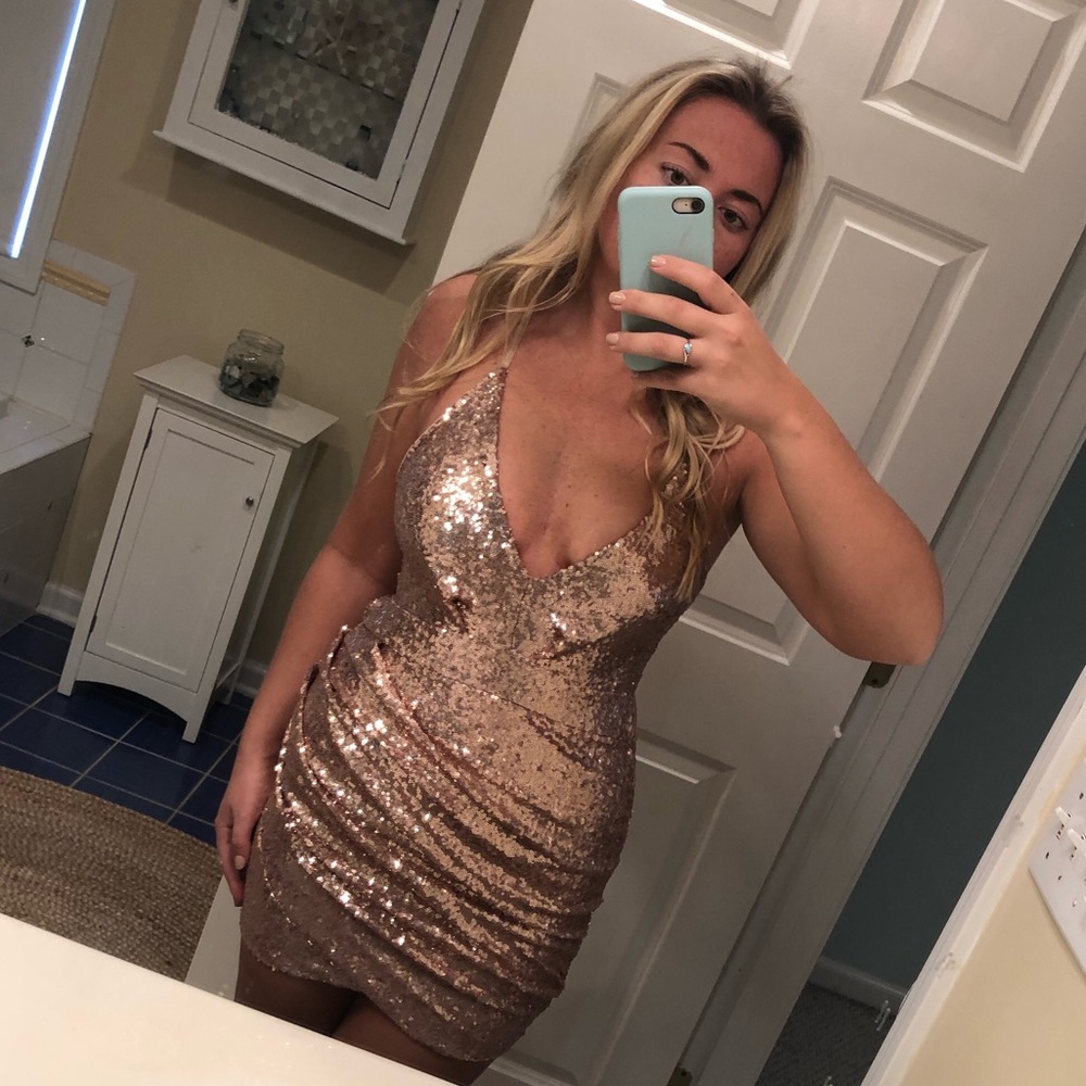 Sequined champagne cocktail dress ✨